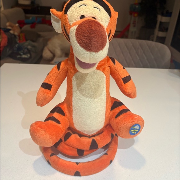 Disney Winnie the Pooh Tigger Talking Bouncing Plush – Works! w/ Tags - Picture 1 of 8
